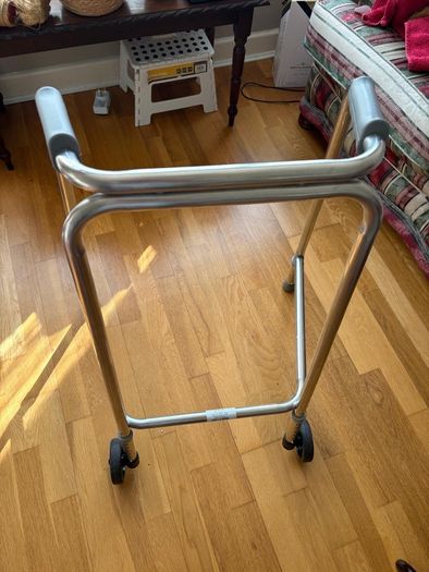 Walking frame