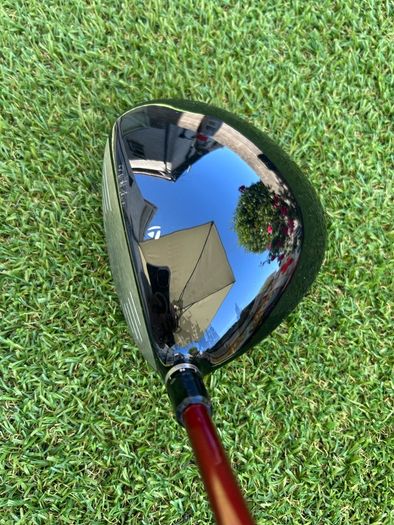 Full set of Taylormade Golf clubs
