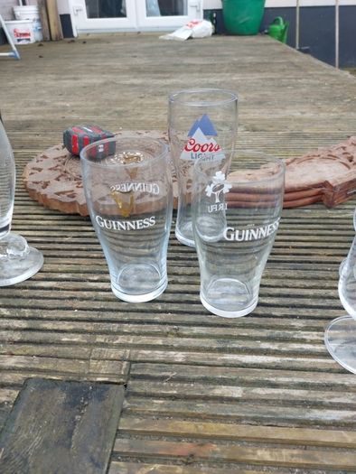 advertising glasses