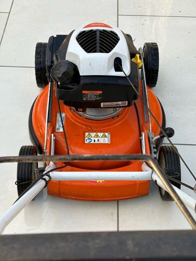 Stihl RM4.0 mulching mower 21" deck