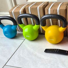 3xbrand new cast iron kettlebells