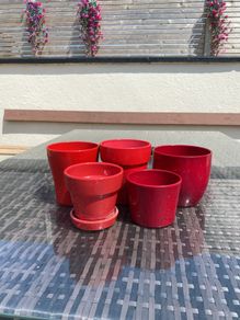 Flower pots