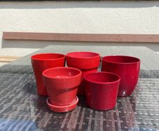 Flower pots