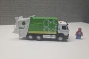 Toy garbage truck