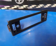 Radio fitting adapter