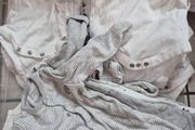 Neutral baby clothes