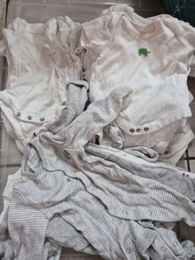 Neutral baby clothes