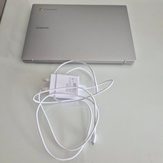 Samsung Galaxy Chromebook Go 11.6"