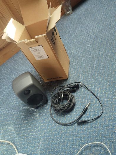 1 Genelec 8010AP-6 Speaker New