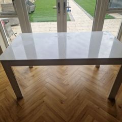 kitchen extendable table white