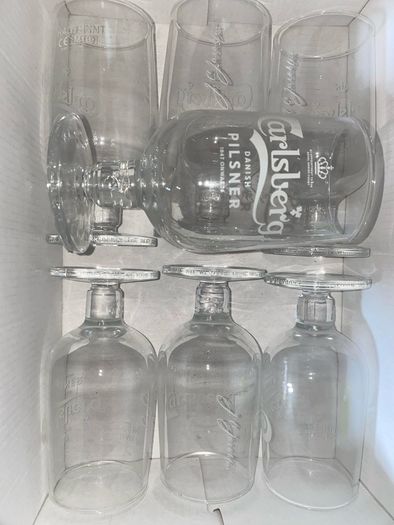 carlsberg half pint beer glasses brand new