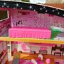Large Dolls House Image 2