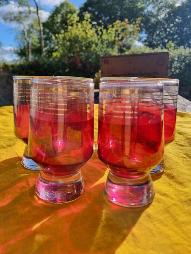 Mid Century Footed Glasses Set of 6.