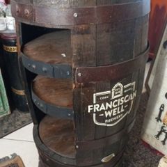 Barrel Shelves Fransiscan Well Brewery, Cork