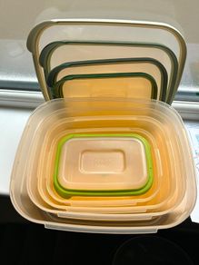 Joesph joesph tupperware set