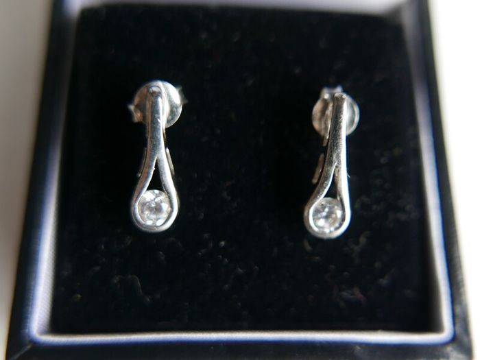 Vintage Sterling Silver 925 CZ Loop Drop Earrings 1,54g