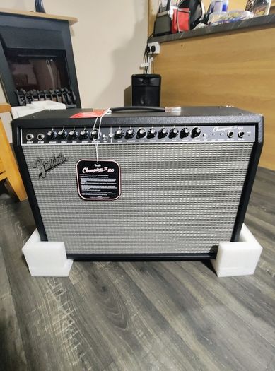 Guitar amp Fender champion 100 (II) 2X12