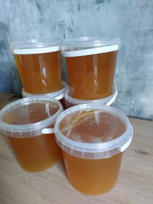 Raw honey