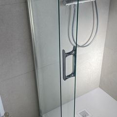 image shower door brand new.