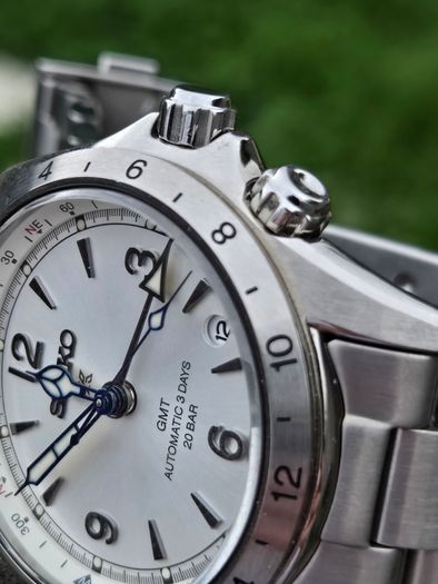Seiko Prospex Alpinist GMT