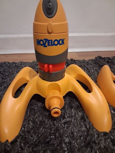 Hozelock garden sprinkler 25 each