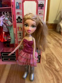 Two 2001 Bratz Dolls