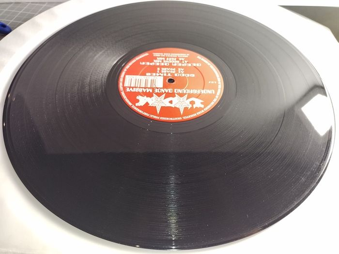 Underground Dance Massive - Good Times + Deeper Deeper - Labello Blanco Dance Records - Super SCARCE 90s DEEP House GEM!