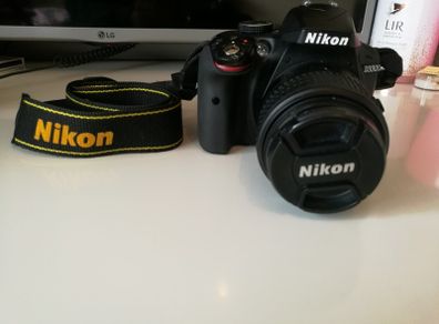 Nikon D3300 + 4 lens + light and flash+ tripods+backpac+ remuter