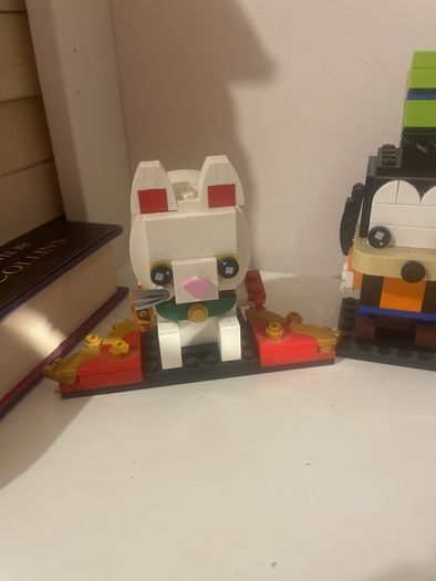 Lego assortment of brick heads