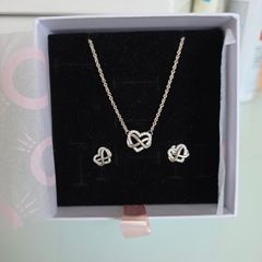 Pandora necklace/earrings infinity/heart perfect condition fully hallmarked