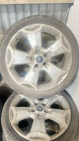 18 inch fordalloys with tyres