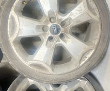 18 inch fordalloys with tyres