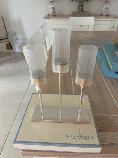 newbridge candle  holder
