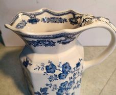 Vintage Rare large Mason's Patent Ironstone Porcelain Pitcher/creamer Manchu England 6".