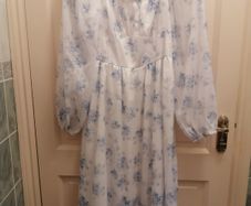 Blue and white floral dress 12 to 14