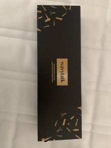 Wavytalk viral hair straightener brush