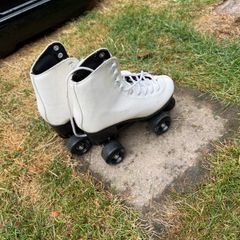 Roller skates EU 36