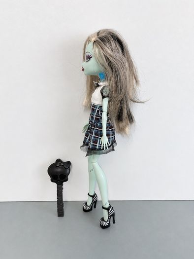 Monster High Ghoul's Alive! Frankie Stein Doll - 2012 Mattel