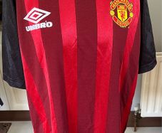 manchester united jersey