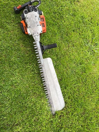 Hedge trimmer -stihl hs85.  for parts