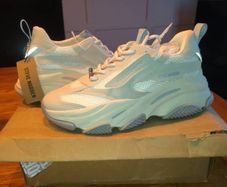 Steve madden trainers size 6