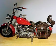 Vintage Harley Davidson metal model