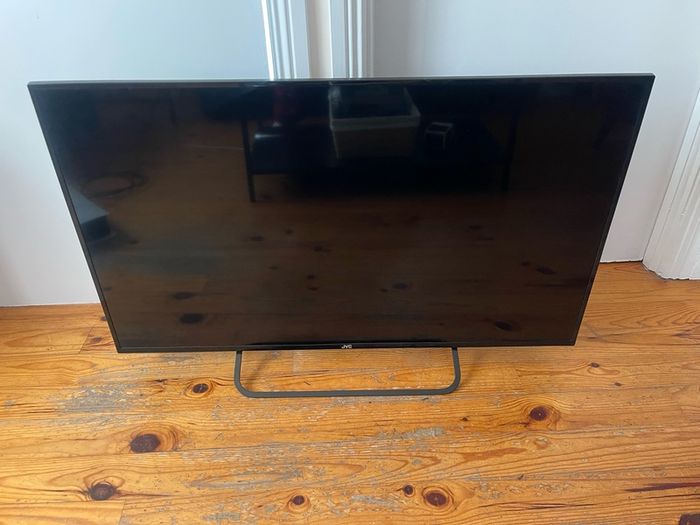 jvc 42 inch tv