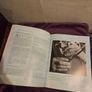 An Illustrated History of Irish Songs and Music by Megan O Suilleabhain - Compete with CD Image 7
