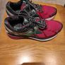 Brooks ladies running shoes size 6 Image 2