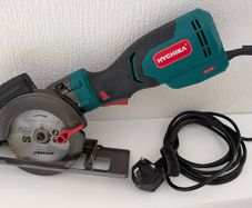 Circular Saw HYCHIKA CS-115C Compact Circular Saw (500W) + 5 Blades Great Condition