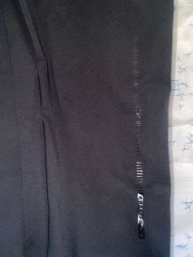 Oakley bottoms Pants size XL brand new