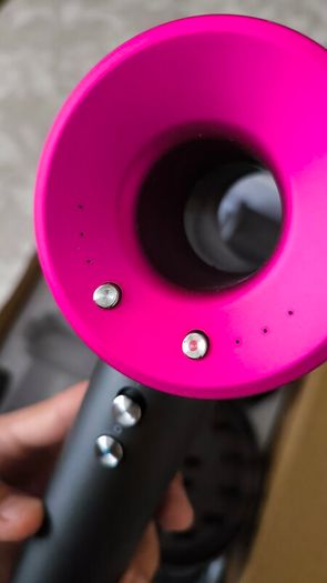 Hair dryer Magnetic heads