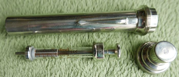 Victorian Syringe Set Vintage Medical Glass Syringe + Metal Box Set Record Hypodermic Antique Old Super Eva Durex Insulin Italy