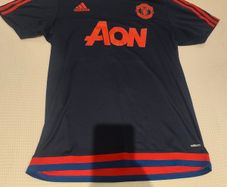 Man utd jersey